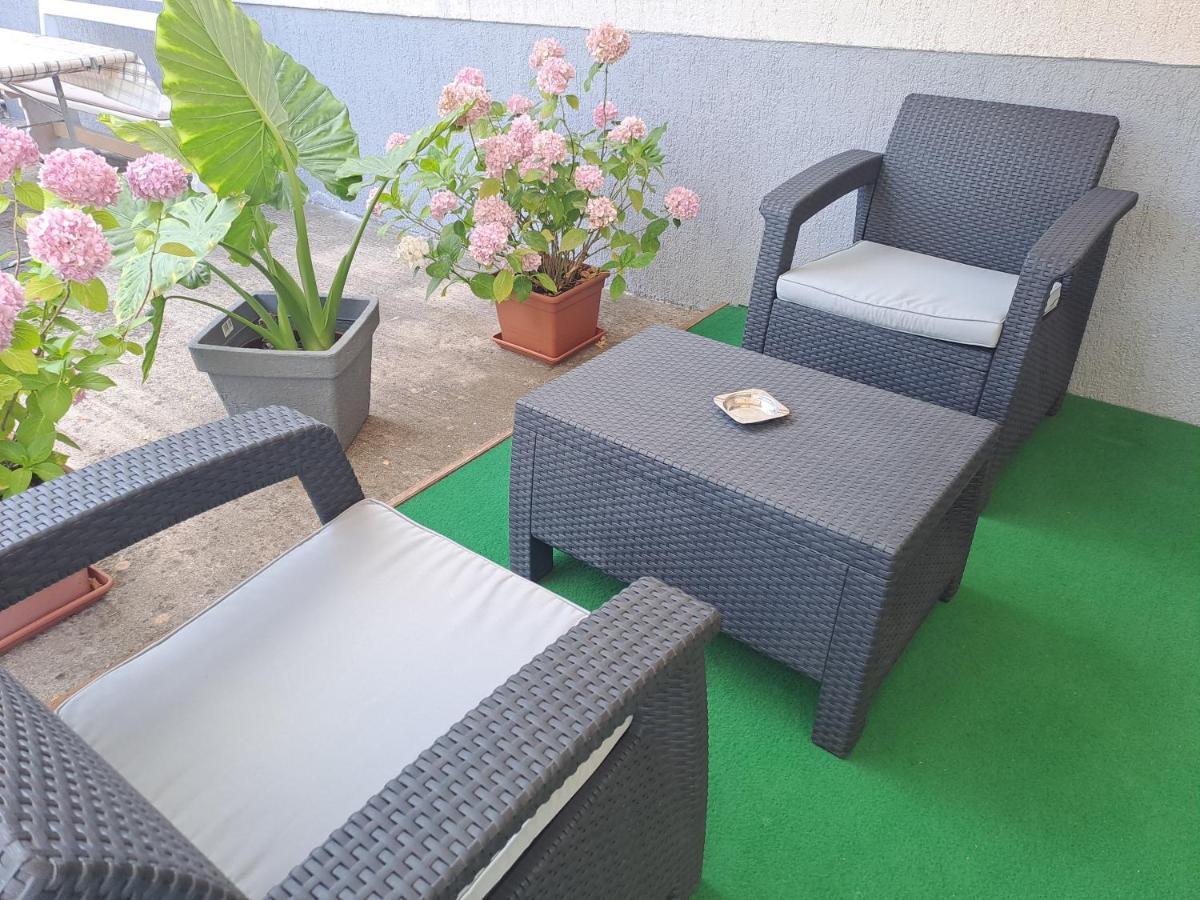 Studio Apartments Maslinik Krk Town Exterior photo